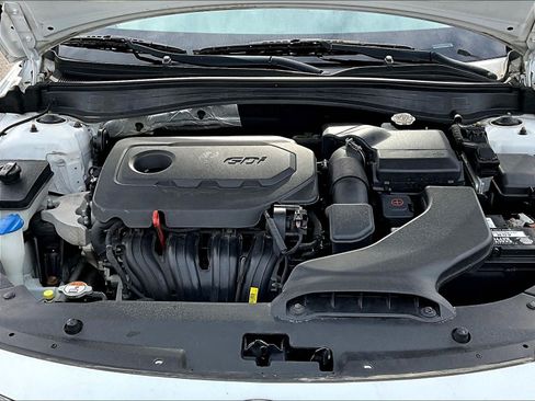 Used 2016 Kia Optima LX FWD image 27