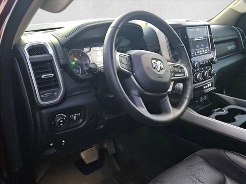 Used 2019 RAM 1500 Laramie AWD/4WD image 10