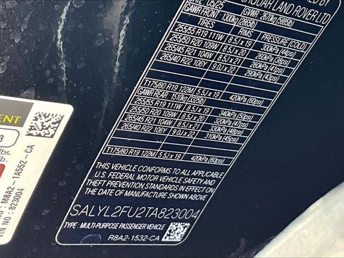 New 2026 Land Rover Range Rover Velar Dynamic SE image 13