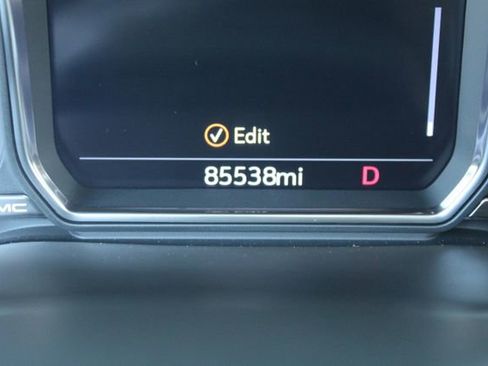 Used 2022 GMC Sierra 2500 Denali w/ Denali Ultimate Package image 25