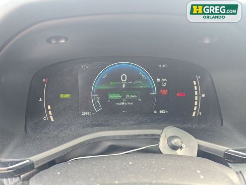 Used 2025 Toyota Camry SE FWD image 11