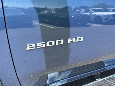 Used 2025 Chevrolet Silverado 2500 LTZ w/ LTZ Premium Package AWD/4WD image 41