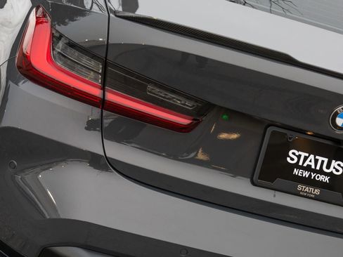 Used 2022 BMW M3 Competition w/ M Carbon Exterior Package image 38