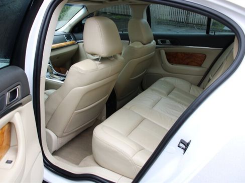 Used 2011 Lincoln MKS AWD w/ 201A Rapid Spec Order Code image 16