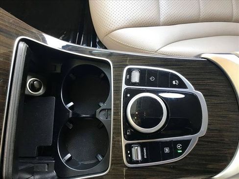 Used 2018 Mercedes-Benz GLC 300 image 17