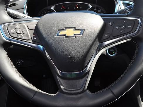 Used 2024 Chevrolet Equinox LT w/ LPO, Floor Liner Package FWD image 30
