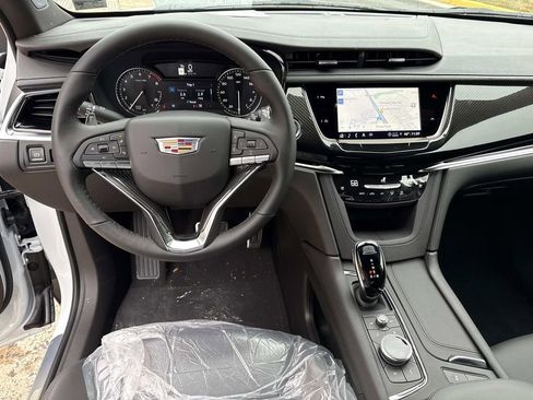 New 2025 Cadillac XT6 Sport w/ LPO, Floor Liner Package image 10