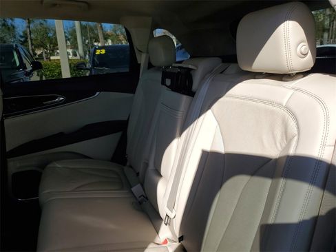 Used 2019 Lincoln Nautilus Reserve image 13