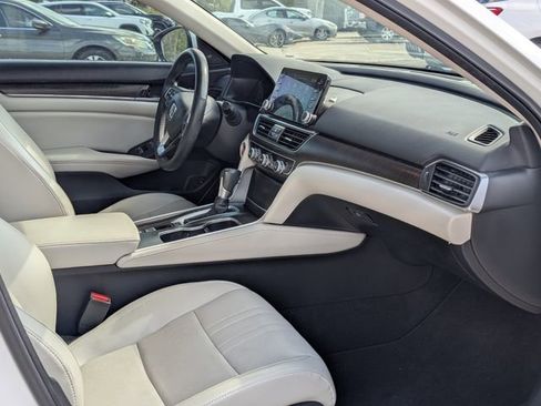 Used 2018 Honda Accord EX-L image 27