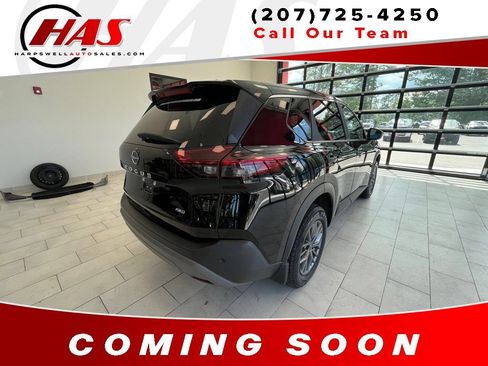 Used 2023 Nissan Rogue S AWD/4WD image 6