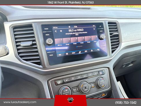 Used 2021 Volkswagen Atlas SE w/ Panoramic Sunroof Package AWD/4WD image 26