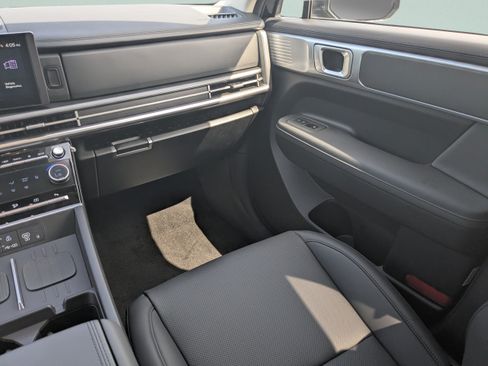 New 2027 Hyundai Santa Fe SEL FWD image 17