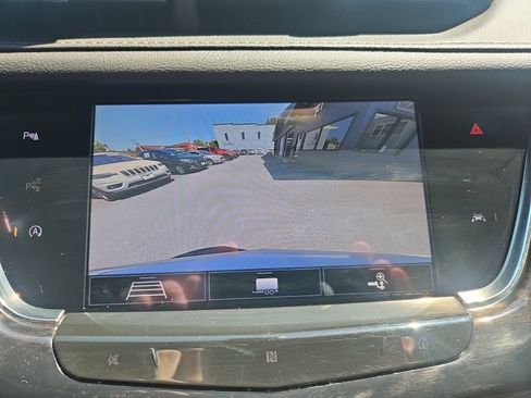 Used 2020 Cadillac XT6 Premium Luxury AWD/4WD image 41
