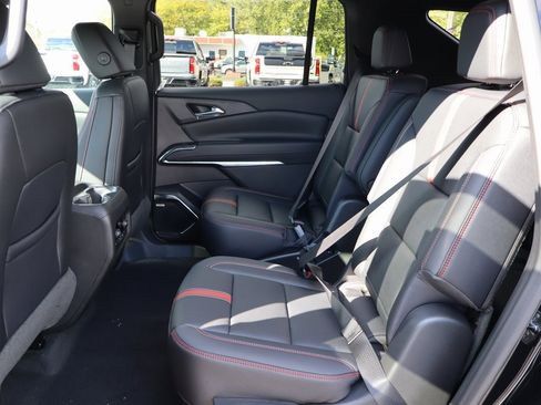 New 2026 Chevrolet Traverse RS image 25