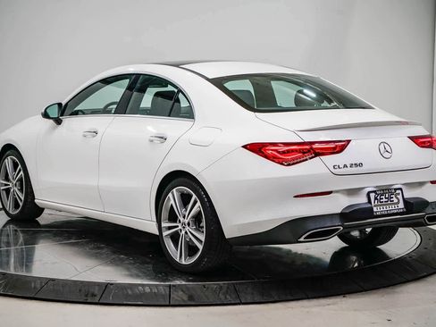 Used 2022 Mercedes-Benz CLA 250 image 2