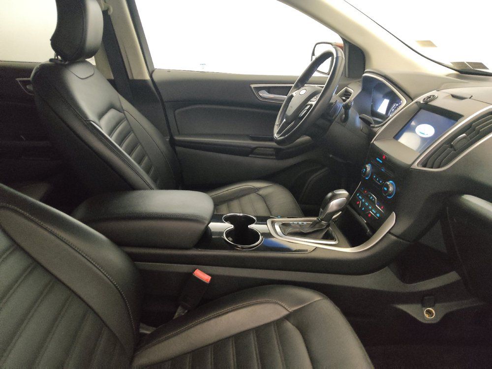 Used 2016 Ford Edge SEL w/ Equipment Group 201A AWD/4WD image 21
