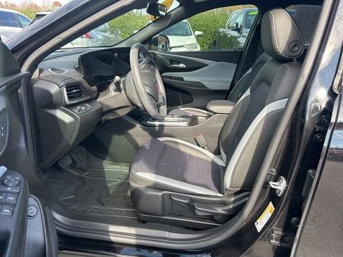 Used 2024 Buick Envista Preferred w/ Convenience II Package image 14