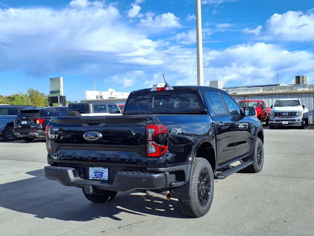 New 2026 Ford Ranger XLT w/ Black Appearance Package AWD/4WD image 10