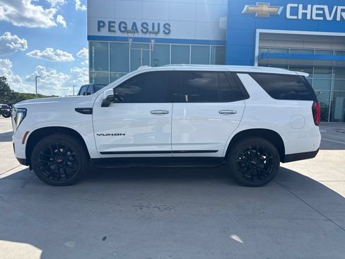 Used 2026 GMC Yukon Elevation w/ LPO, Floor Liner Package RWD image 2