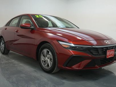 Certified 2025 Hyundai Elantra SE