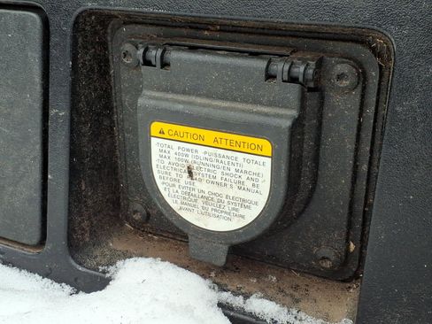 Used 2021 Toyota Tacoma TRD Sport w/ Technology Package image 12