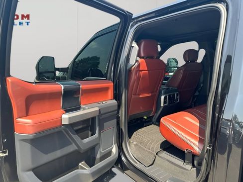 Used 2022 Ford F450 Platinum w/ FX4 Off-Road Package AWD/4WD image 16