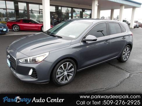 Used 2018 Hyundai Elantra GT image 1
