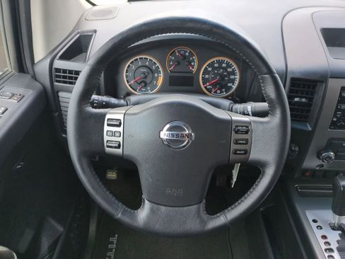 Used 2011 Nissan Titan SV w/ SV Value Truck Pkg AWD/4WD image 22