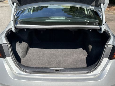 Certified 2024 Nissan Altima 2.5 SV FWD image 22