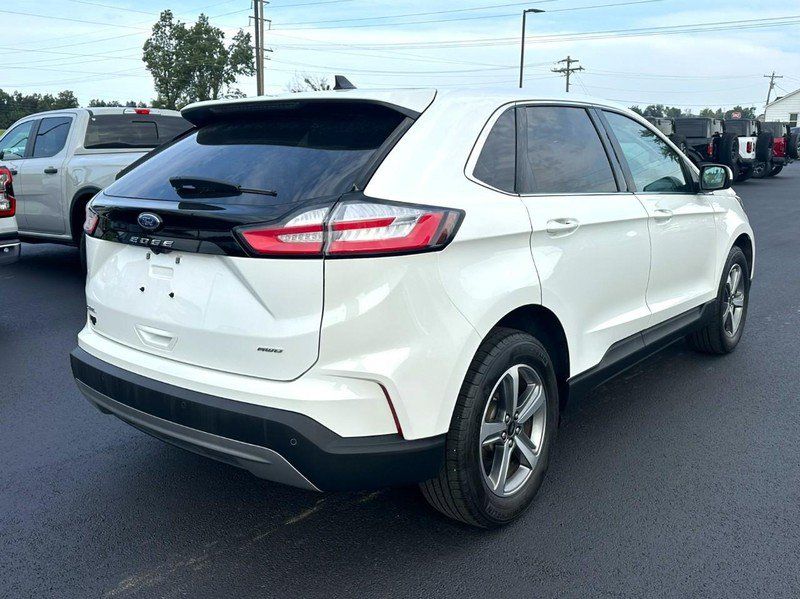 Used 2023 Ford Edge SEL w/ Convenience Package AWD/4WD image 3