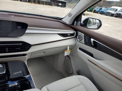 New 2026 Buick Enclave Avenir w/ Super Cruise Package image 15