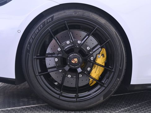 Certified 2026 Porsche 911 Carrera 4 GTS AWD/4WD image 13