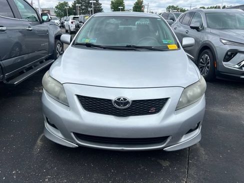 Used 2009 Toyota Corolla S FWD image 2