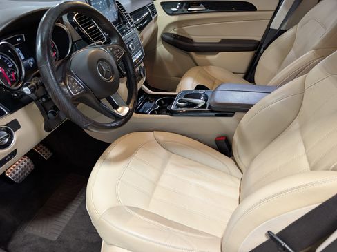Used 2019 Mercedes-Benz GLE 400 4MATIC image 10