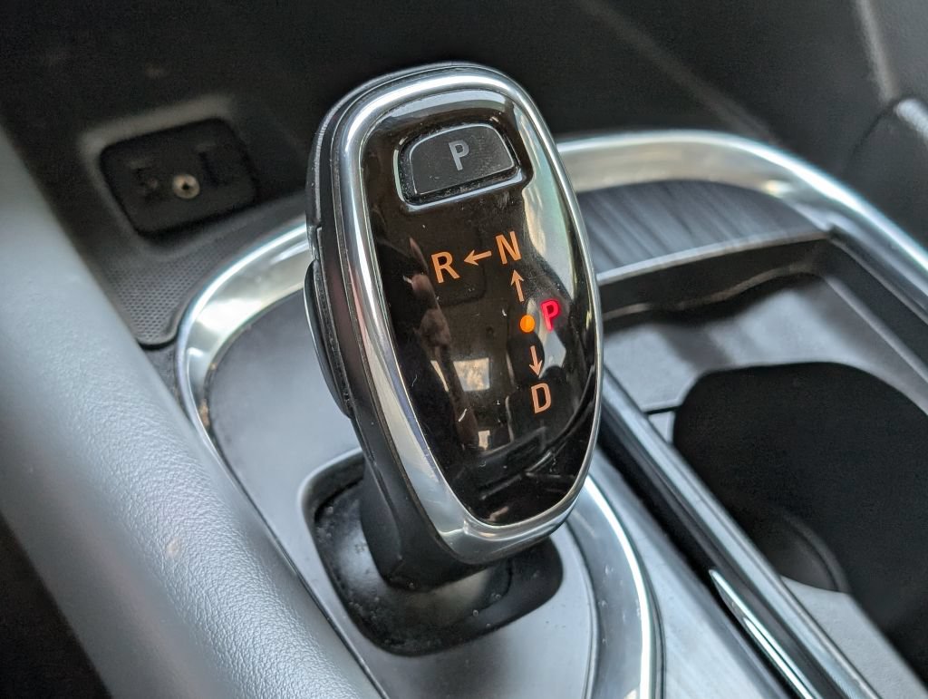 Used 2018 Buick Enclave Essence FWD image 24