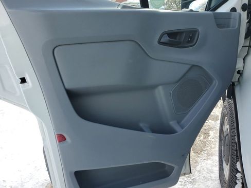 Used 2017 Ford Transit 250 148 Medium Roof image 12