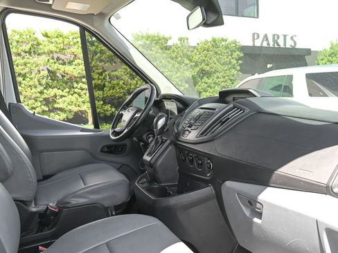 Used 2019 Ford Transit 250 148 Medium Roof image 18