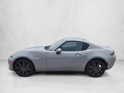 Used 2025 MAZDA MX-5 Miata RF Grand Touring RWD image 8
