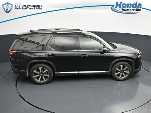 Used 2024 Honda Pilot Touring image 27