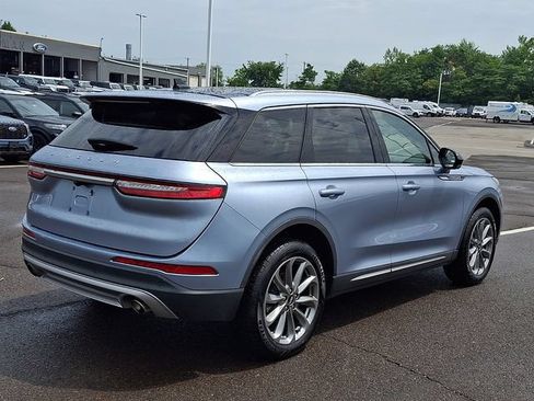Used 2022 Lincoln Corsair AWD w/ Premium Package image 6