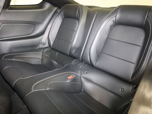 Used 2021 Ford Mustang Mach 1 w/ Mach 1 Handling Package RWD image 11