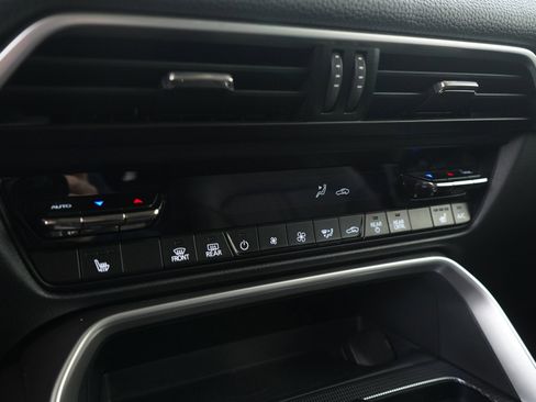 Certified 2024 MAZDA CX-90 3.3 Turbo w/ Premium Package image 22