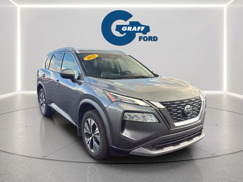 Used 2021 Nissan Rogue SV w/ Premium Package AWD/4WD image 11