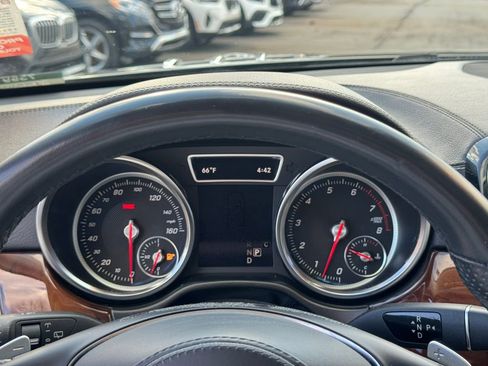 Used 2018 Mercedes-Benz GLS 450 4MATIC w/ Premium Package image 27