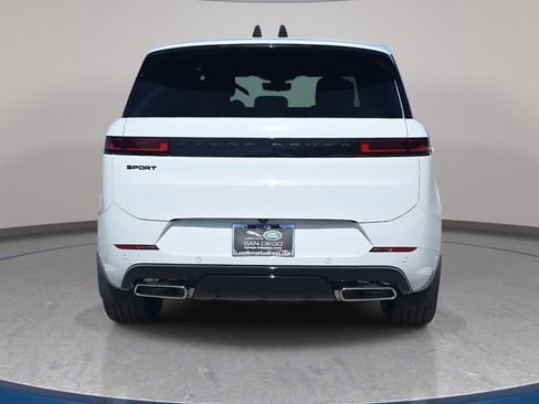 New 2026 Land Rover Range Rover Sport Dynamic SE image 6