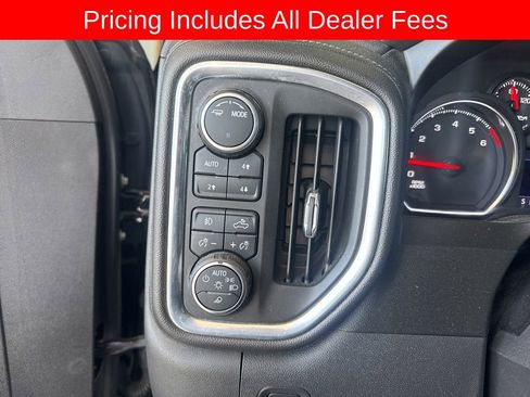 Used 2022 Chevrolet Silverado 1500 LT Trail Boss w/ LT Trail Boss Premium Package AWD/4WD image 9