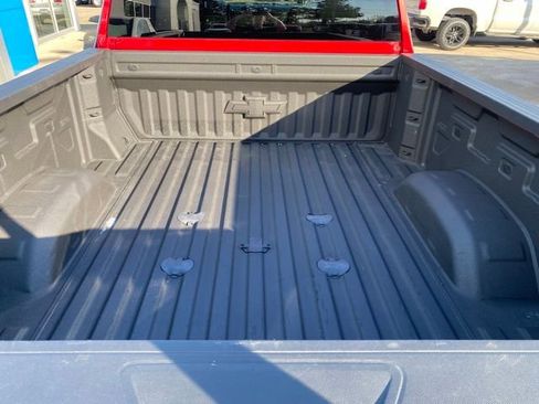 Used 2025 Chevrolet Silverado 2500 LTZ image 5