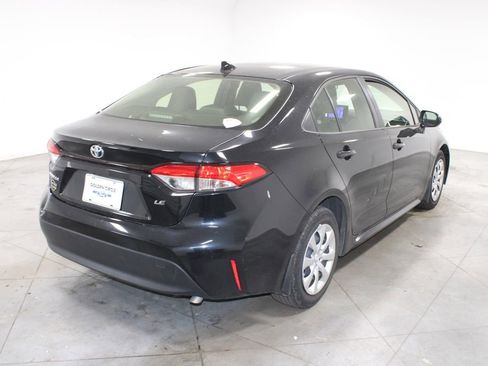 Used 2024 Toyota Corolla LE image 9