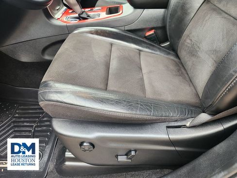 Used 2021 Jeep Grand Cherokee Laredo X image 30