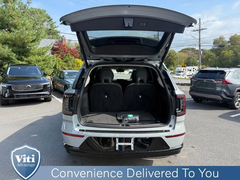 Used 2025 Volvo EX90 Ultra image 23